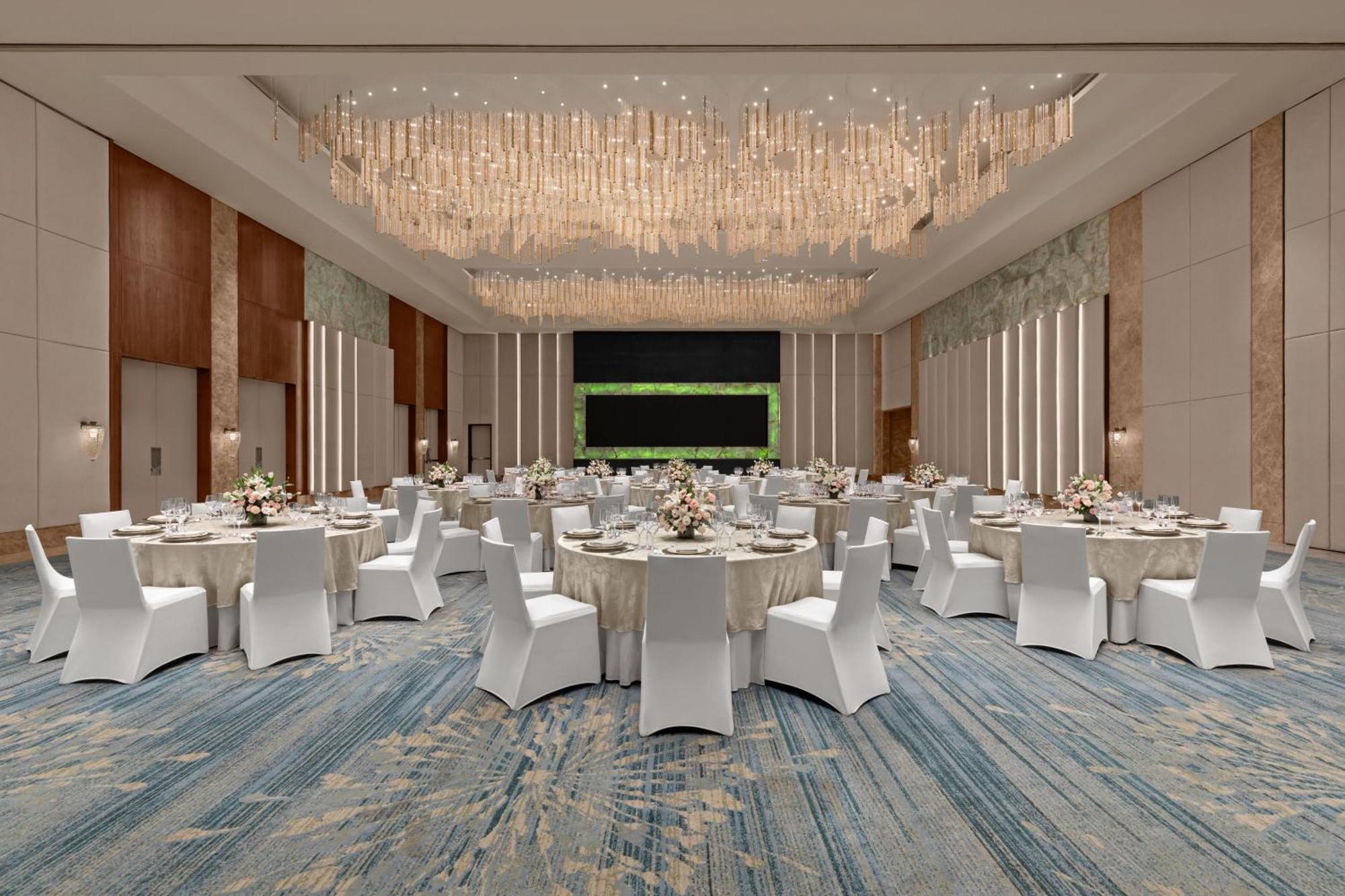 The Westin Manila Pasig City Exterior foto