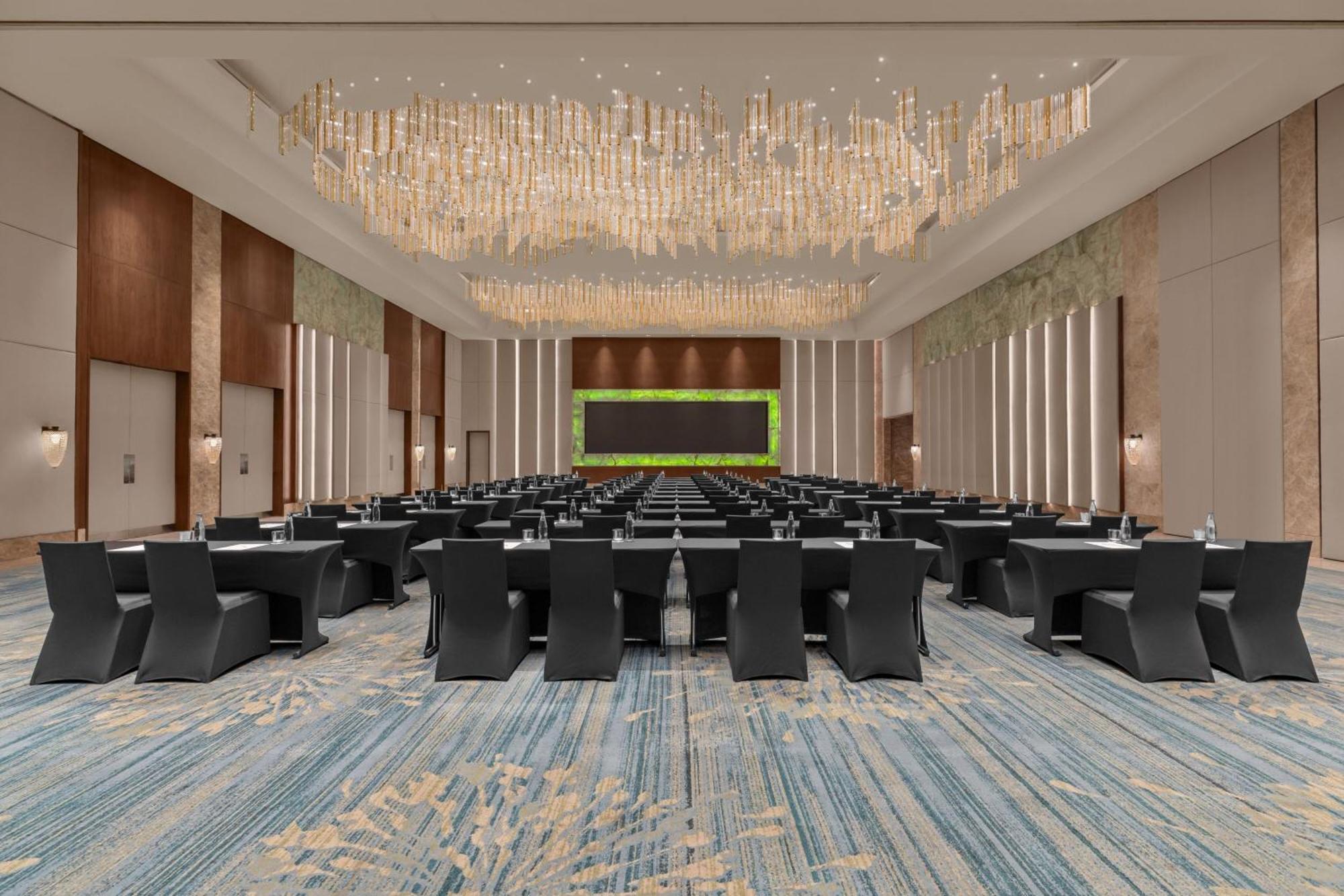 The Westin Manila Pasig City Exterior foto